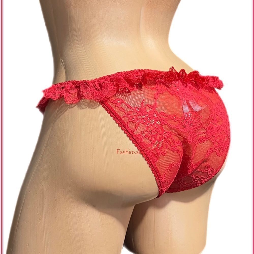 Victorias Secret Dream Angels Lace String Bikini panty ruffle detail Red